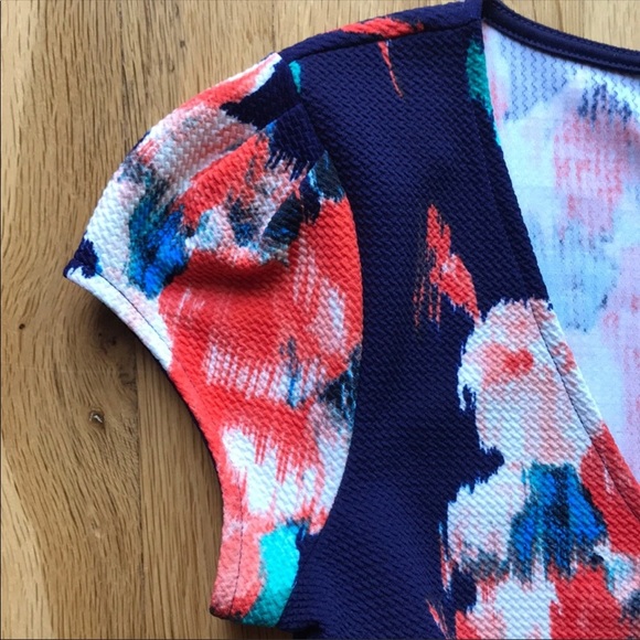 Floral v-neck navy blue baby doll spring dress - Picture 6 of 7